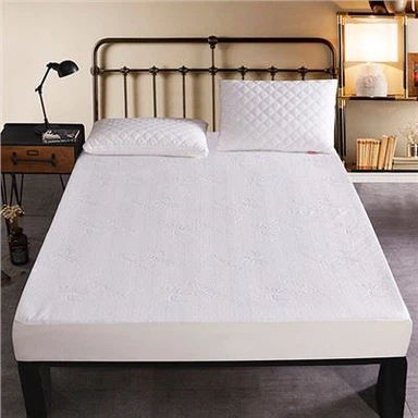 Xyoob Jacquard Waterproof Mattress Protector